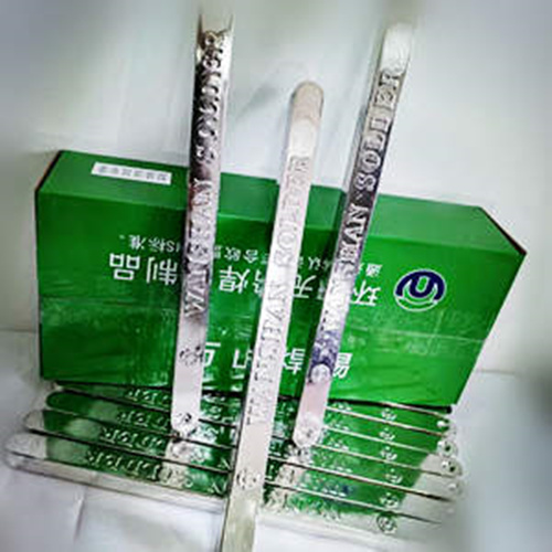 無(wú)鉛焊錫條焊點(diǎn)飽滿、亮,焊接效果極好