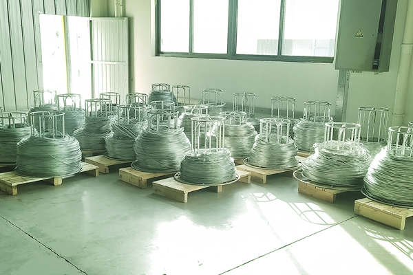 定制鋅絲批發，為何成為優選材料？