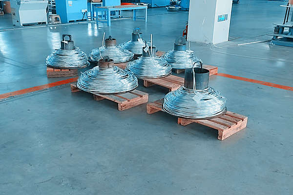 鍍鋅絲廠(chǎng)：在傳統(tǒng)與變革中尋找新生的工業(yè)力量！